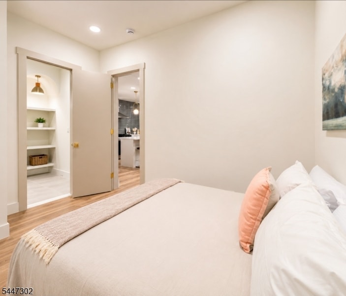 7 Pierce Ave image 3