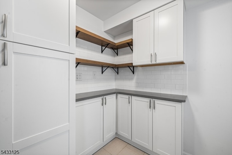 416 Belgrove Dr image 10