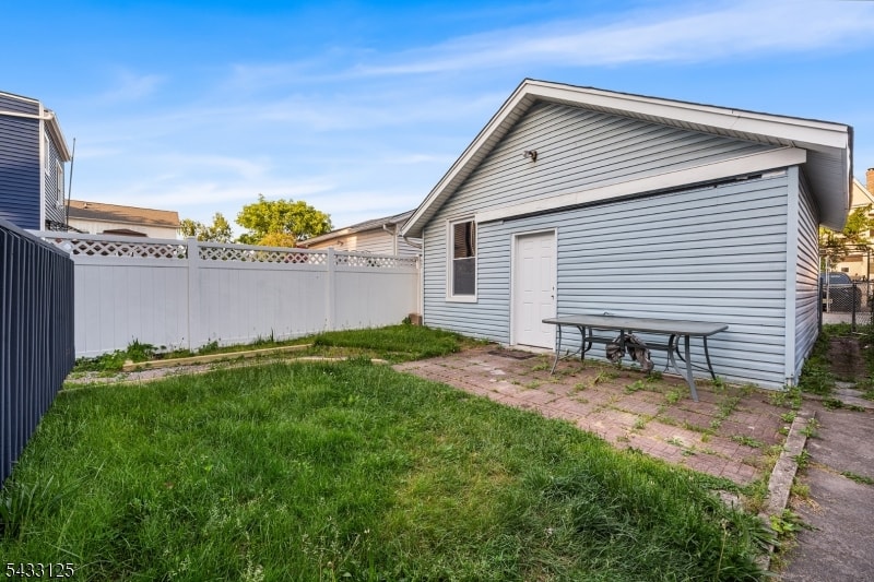 416 Belgrove Dr image 34