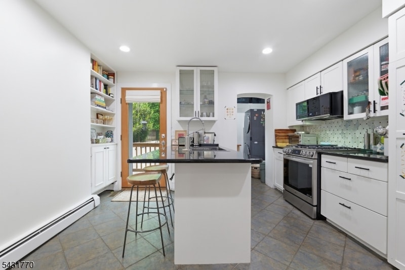 260 5th St image 13