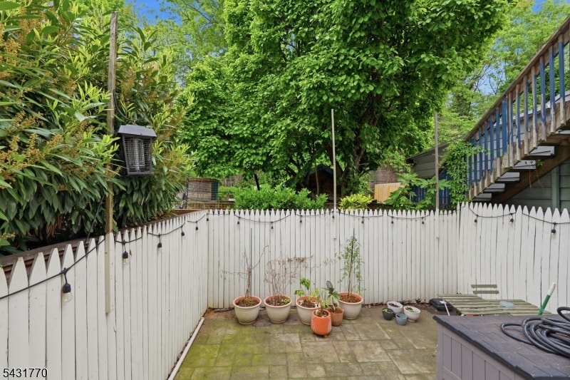 260 5th St image 15