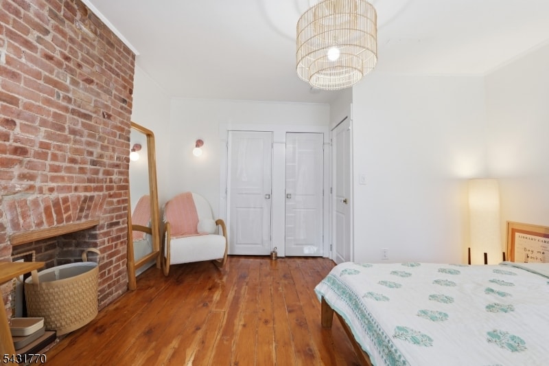 260 5th St image 24