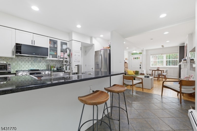 260 5th St image 8