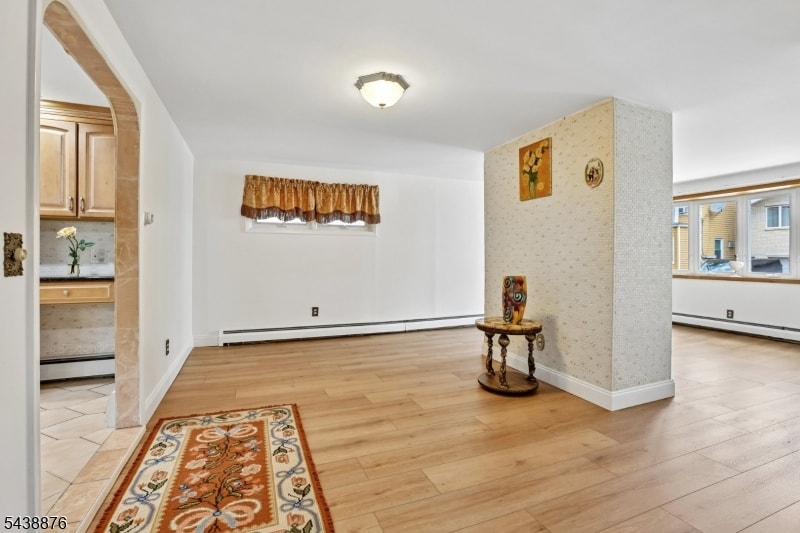 18 Patterson St image 15