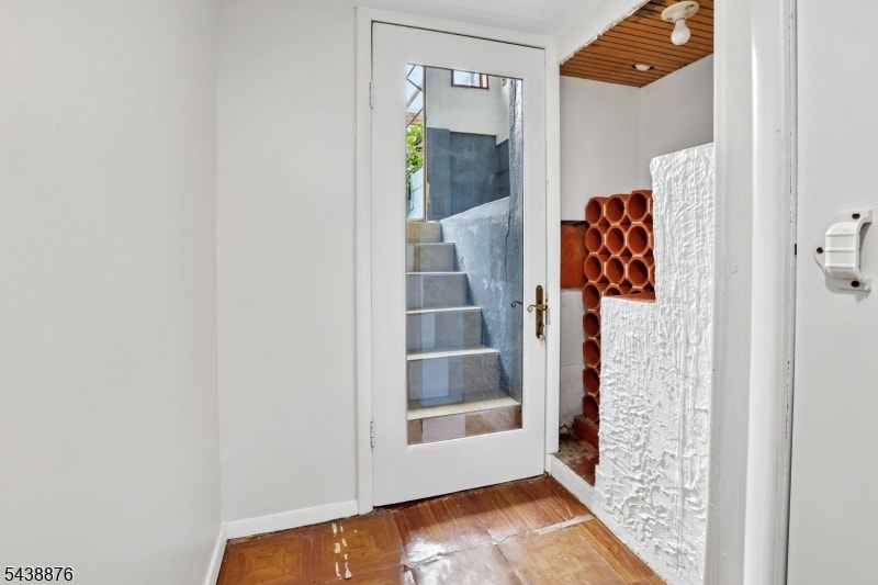 18 Patterson St image 36
